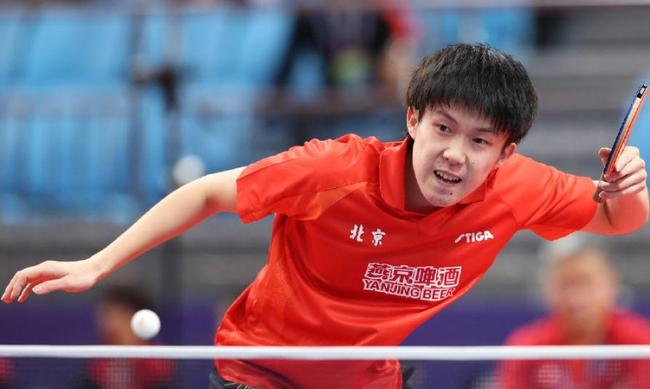 与边路的突 与边路的突