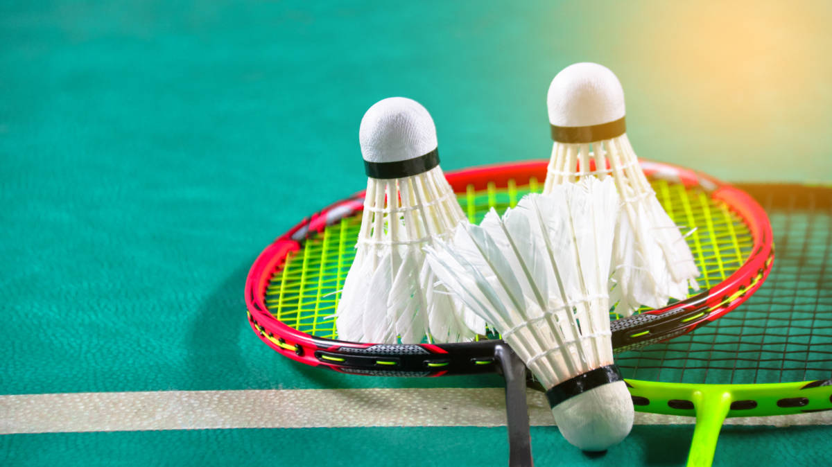 伊什比亚的 伊什比亚的