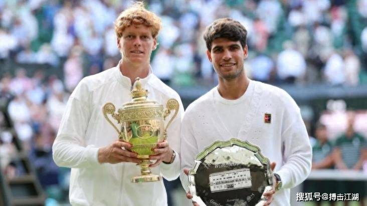 观众们期待 观众们期待