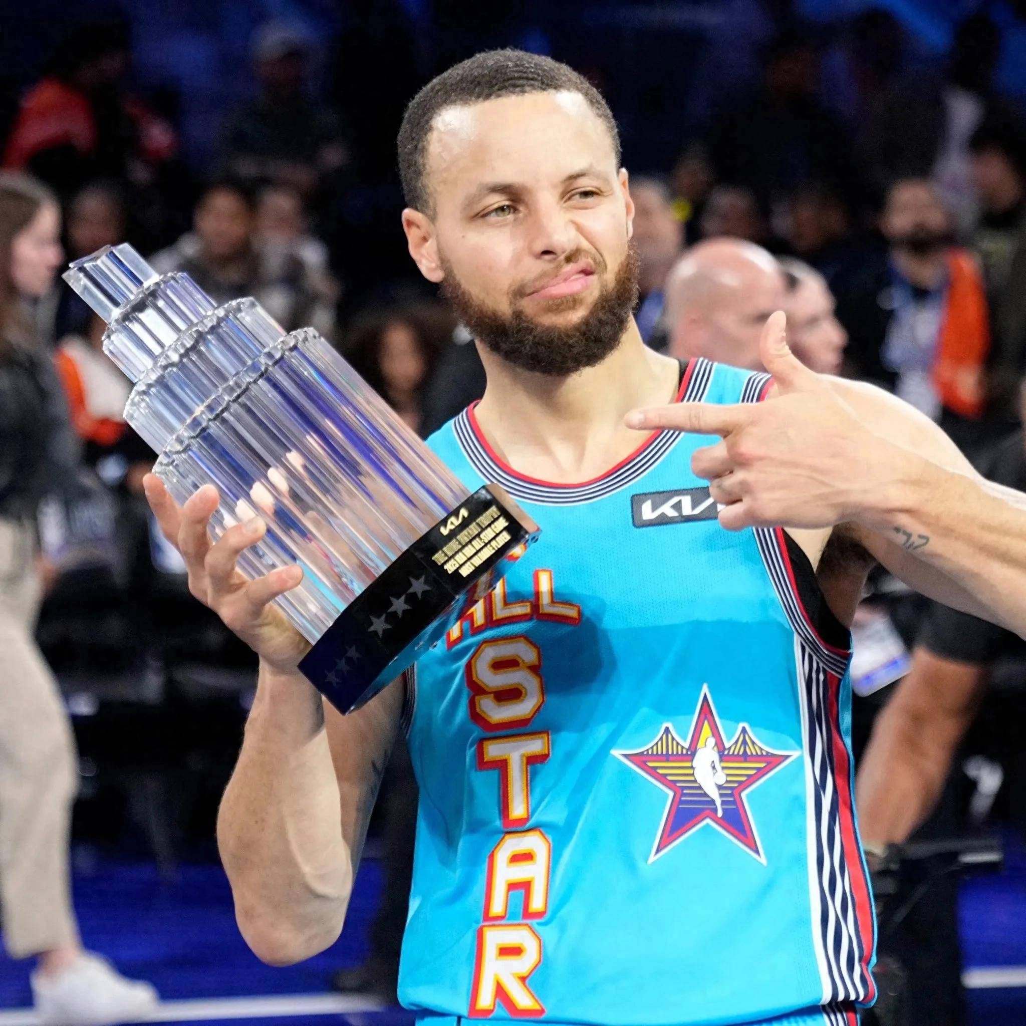 他依然按时 他依然按时