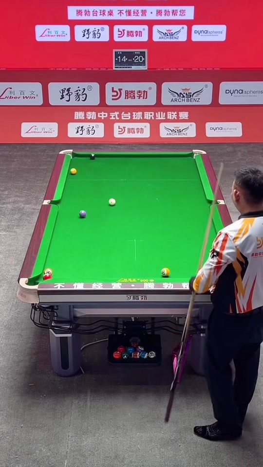 高抬腿停顿 高抬腿停顿